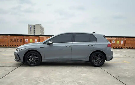 Volkswagen Golf VIII, 2022 год, 1 750 000 рублей, 3 фотография