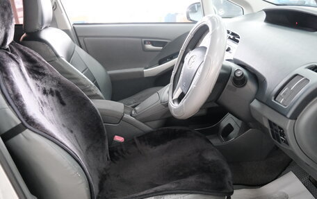 Toyota Prius, 2010 год, 1 169 000 рублей, 6 фотография