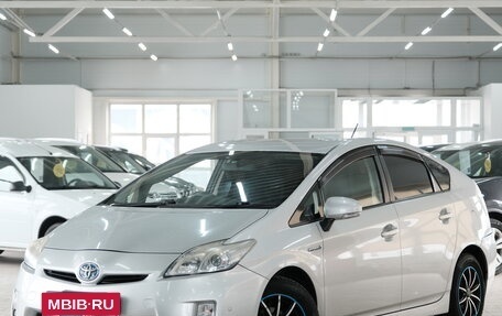 Toyota Prius, 2010 год, 1 169 000 рублей, 2 фотография