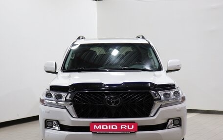Toyota Land Cruiser 200, 2019 год, 6 900 000 рублей, 2 фотография