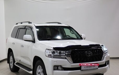Toyota Land Cruiser 200, 2019 год, 6 900 000 рублей, 3 фотография