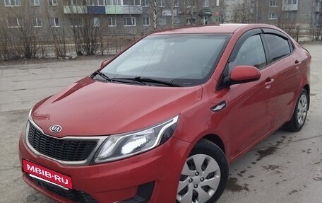 KIA Rio III рестайлинг, 2011 год, 735 000 рублей, 3 фотография