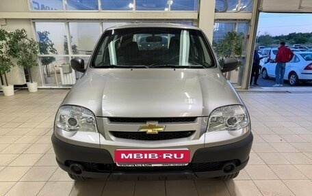 Chevrolet Niva I рестайлинг, 2019 год, 870 000 рублей, 3 фотография