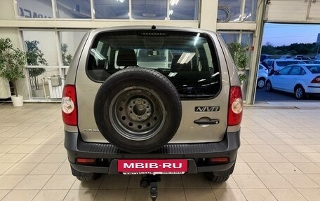Chevrolet Niva I рестайлинг, 2019 год, 870 000 рублей, 4 фотография