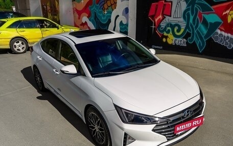 Hyundai Elantra VI рестайлинг, 2019 год, 2 290 000 рублей, 3 фотография