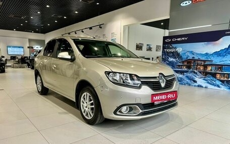 Renault Logan II, 2017 год, 800 000 рублей, 3 фотография