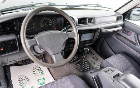 Toyota Land Cruiser 80 рестайлинг, 1996 год, 1 359 000 рублей, 7 фотография