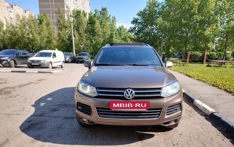 Volkswagen Touareg III, 2010 год, 2 150 000 рублей, 2 фотография