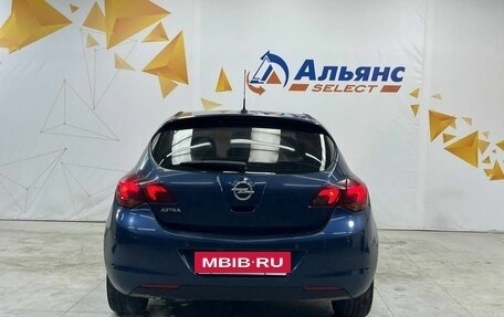 Opel Astra J, 2011 год, 700 000 рублей, 4 фотография