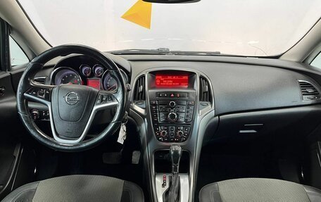 Opel Astra J, 2011 год, 700 000 рублей, 9 фотография