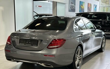 Mercedes-Benz E-Класс, 2018 год, 3 199 900 рублей, 6 фотография