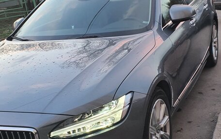 Volvo S90 II рестайлинг, 2019 год, 3 100 000 рублей, 1 фотография
