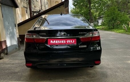 Toyota Camry, 2017 год, 2 300 000 рублей, 3 фотография