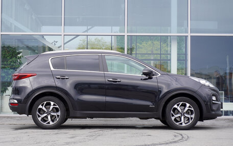 KIA Sportage IV рестайлинг, 2021 год, 2 444 000 рублей, 4 фотография