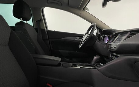 Opel Insignia II рестайлинг, 2019 год, 1 649 900 рублей, 6 фотография