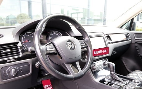 Volkswagen Touareg III, 2017 год, 3 220 000 рублей, 7 фотография