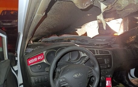 KIA cee'd III, 2013 год, 350 000 рублей, 2 фотография