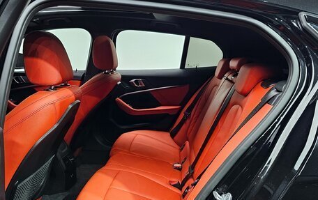 BMW 1 серия, 2021 год, 2 300 000 рублей, 6 фотография