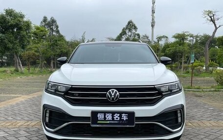 Volkswagen T-Roc I, 2021 год, 1 580 000 рублей, 3 фотография