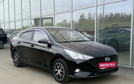 Hyundai Solaris II рестайлинг, 2020 год, 1 330 000 рублей, 3 фотография