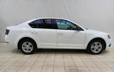 Skoda Octavia, 2018 год, 1 679 000 рублей, 4 фотография
