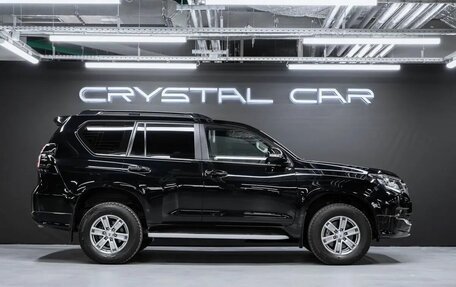 Toyota Land Cruiser Prado 150 рестайлинг 2, 2019 год, 5 990 000 рублей, 5 фотография