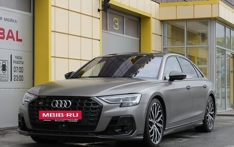Audi S8, 2022 год, 16 985 000 рублей, 2 фотография