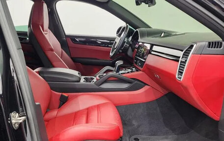 Porsche Cayenne III, 2021 год, 10 050 000 рублей, 6 фотография
