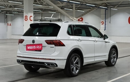 Volkswagen Tiguan II, 2021 год, 4 170 000 рублей, 5 фотография