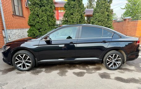 Volkswagen Passat B8 рестайлинг, 2015 год, 1 750 000 рублей, 2 фотография