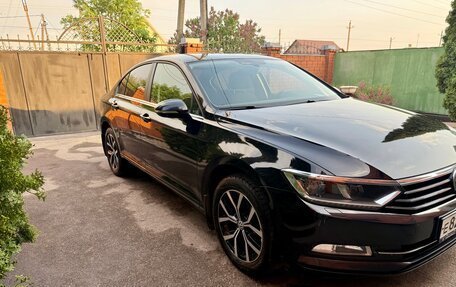 Volkswagen Passat B8 рестайлинг, 2015 год, 1 750 000 рублей, 4 фотография