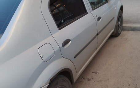 Renault Logan I, 2005 год, 200 000 рублей, 3 фотография