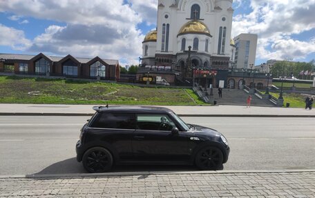 MINI Hatch, 2006 год, 1 350 000 рублей, 3 фотография