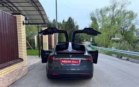 Tesla Model X I, 2016 год, 4 090 000 рублей, 4 фотография