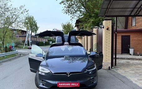 Tesla Model X I, 2016 год, 4 090 000 рублей, 3 фотография