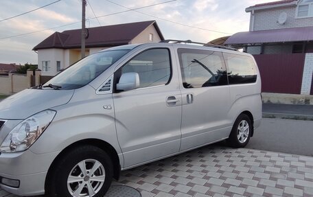 Hyundai Grand Starex Grand Starex I рестайлинг 2, 2009 год, 2 000 000 рублей, 3 фотография