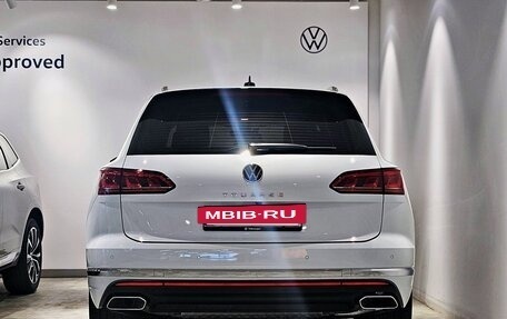 Volkswagen Touareg III, 2022 год, 4 920 013 рублей, 5 фотография