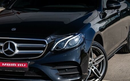 Mercedes-Benz E-Класс, 2019 год, 3 990 000 рублей, 3 фотография