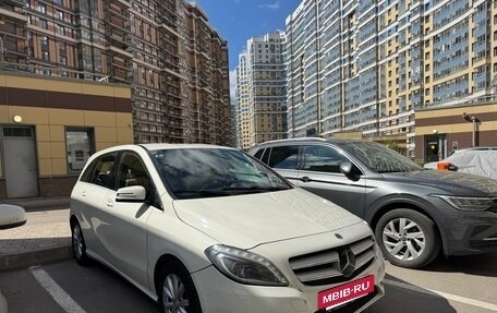 Mercedes-Benz B-Класс, 2012 год, 990 000 рублей, 2 фотография