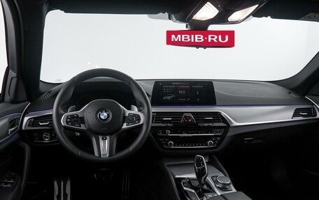 BMW 5 серия, 2018 год, 4 049 000 рублей, 6 фотография
