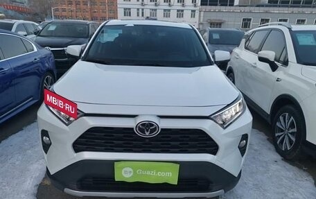 Toyota RAV4, 2021 год, 2 820 000 рублей, 3 фотография
