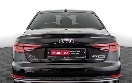 Audi A4, 2019 год, 2 860 000 рублей, 6 фотография