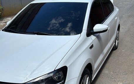Volkswagen Polo VI (EU Market), 2016 год, 999 000 рублей, 2 фотография