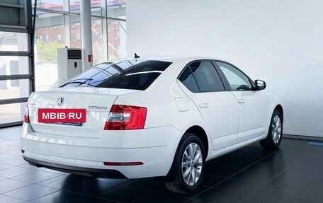 Skoda Octavia, 2018 год, 1 990 000 рублей, 5 фотография