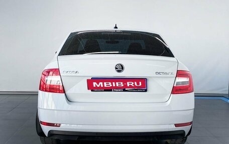 Skoda Octavia, 2018 год, 1 990 000 рублей, 6 фотография