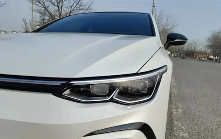 Volkswagen Golf VIII, 2022 год, 1 690 000 рублей, 4 фотография