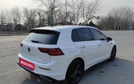 Volkswagen Golf VIII, 2022 год, 1 690 000 рублей, 3 фотография