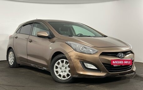 Hyundai i30 II рестайлинг, 2013 год, 679 900 рублей, 2 фотография