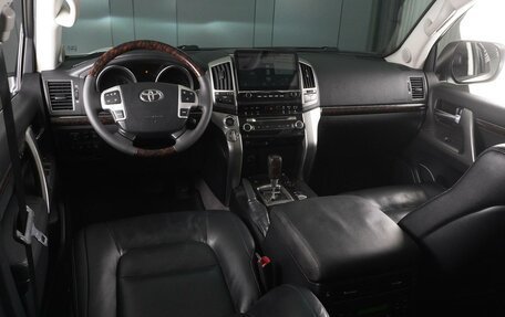 Toyota Land Cruiser 200, 2014 год, 4 398 000 рублей, 6 фотография