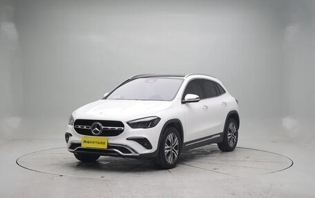 Mercedes-Benz GLA, 2024 год, 3 961 247 рублей, 2 фотография